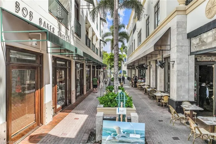 View of surrounding community