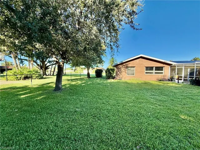 70 Pierce St, Lehigh Acres, Florida 33936