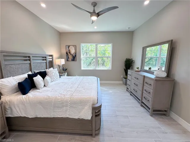 262  Indies Dr  , Naples, FL 34114