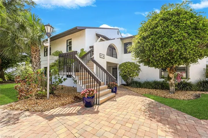4300 Belair Ln 12, Naples, Florida 34103