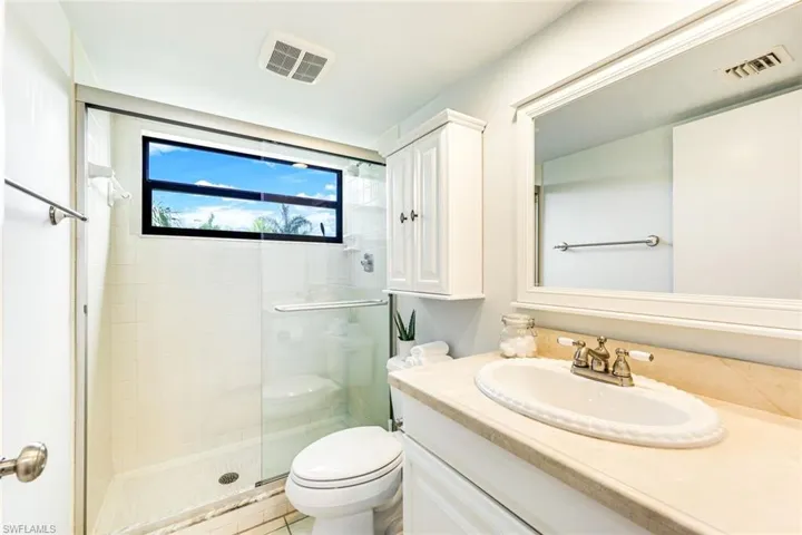 4300 Belair Ln 12, Naples, Florida 34103