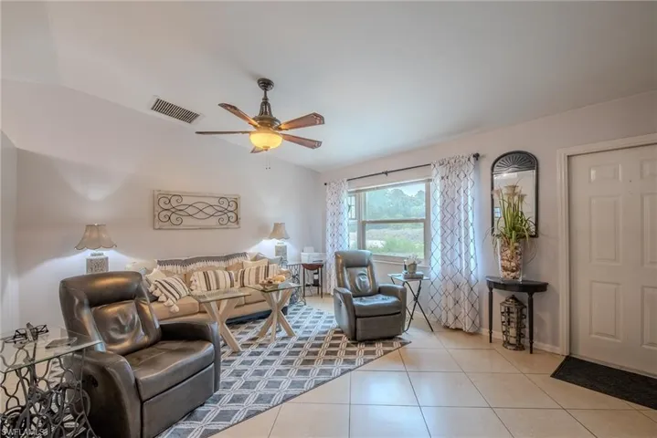 1407 Wellington Ave, Lehigh Acres Fl 33972