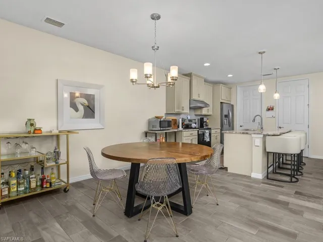 Dining Room Area