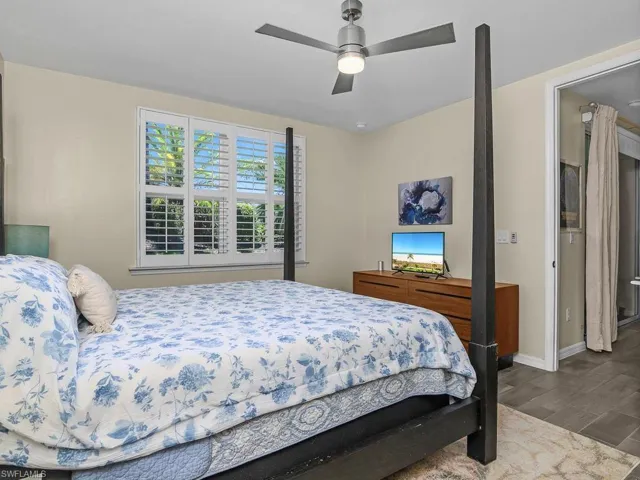 Enjoy the sunset views from the primary bedroom!