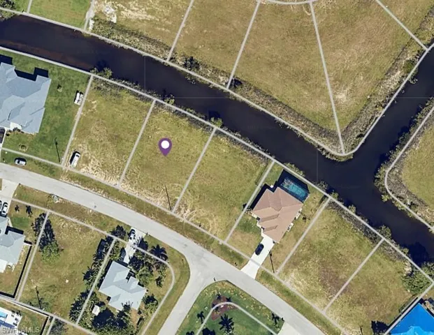 1819 Ne 13th Ter, Cape Coral, Florida 33909