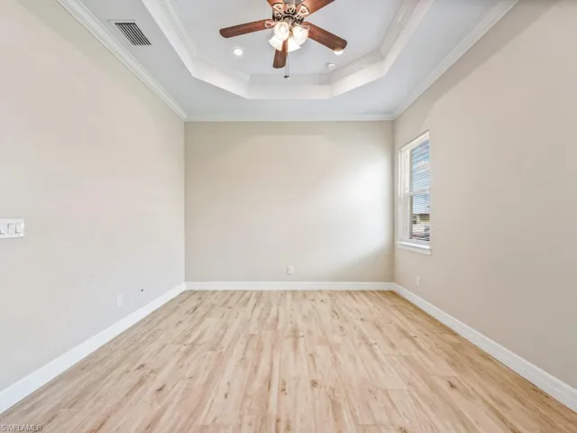 8414  Bahamas  RD, Fort Myers, FL 33967