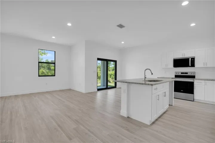 203 E 17th St, Lehigh Acres, Florida 33972