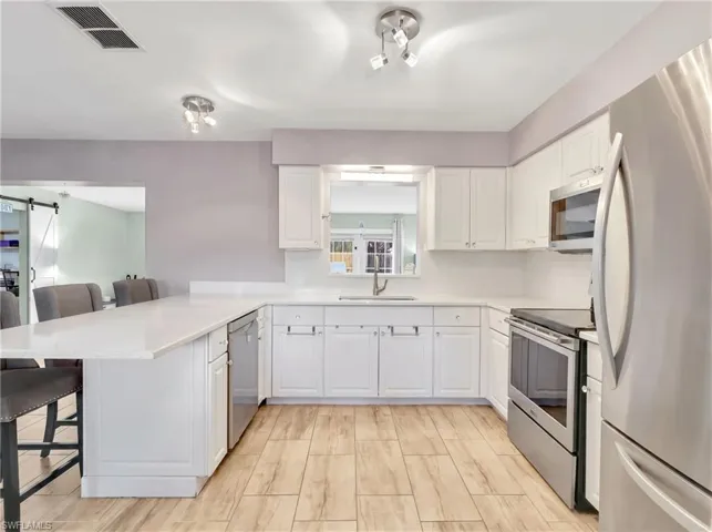2142 Crystal Dr, Fort Myers, Florida 33907