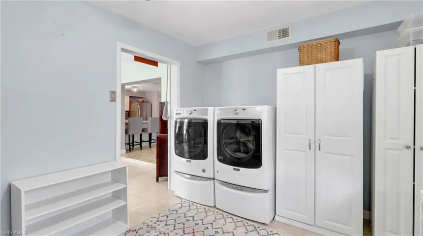 2142 Crystal Dr, Fort Myers, Florida 33907
