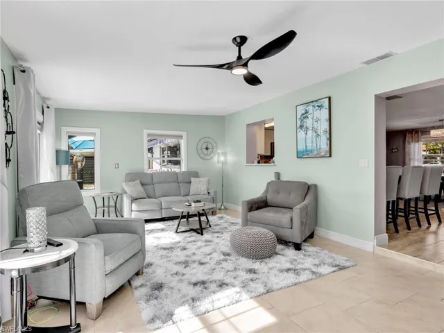 2142 Crystal Dr, Fort Myers, Florida 33907