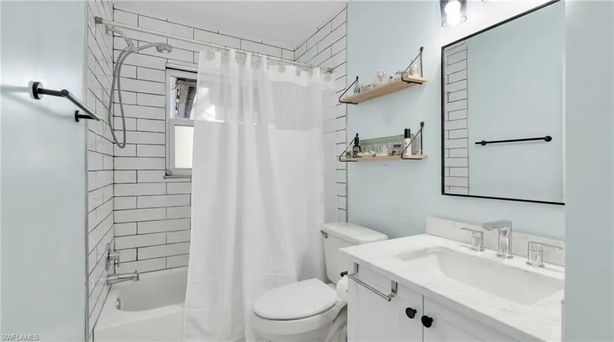 2142 Crystal Dr, Fort Myers, Florida 33907