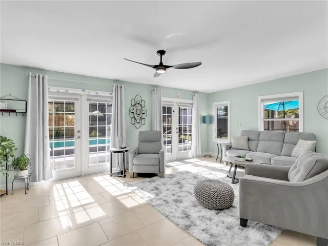 2142 Crystal Dr, Fort Myers, Florida 33907