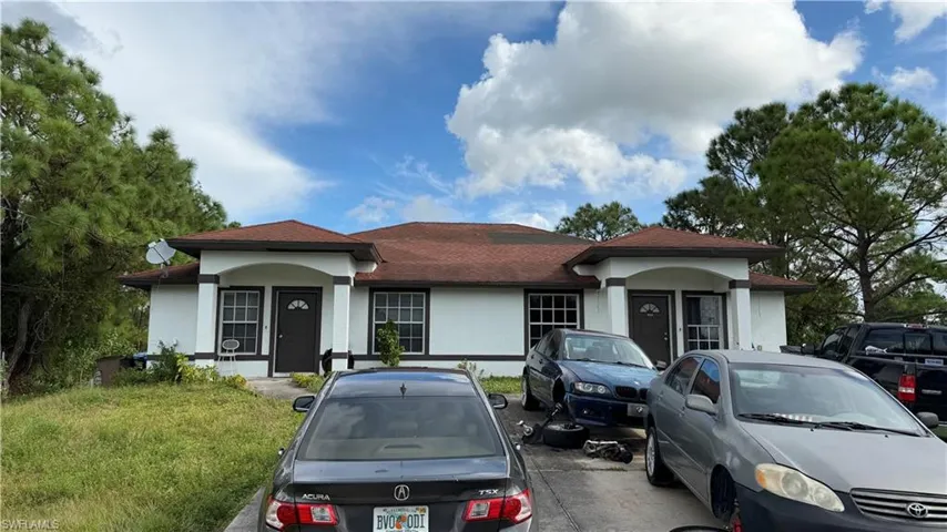 4524/4526 Leonard Blvd S, Lehigh Acres, Florida 33973
