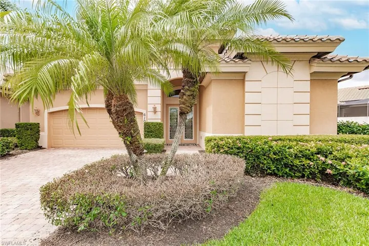 6105 Dogleg Dr, Naples, Florida 34113