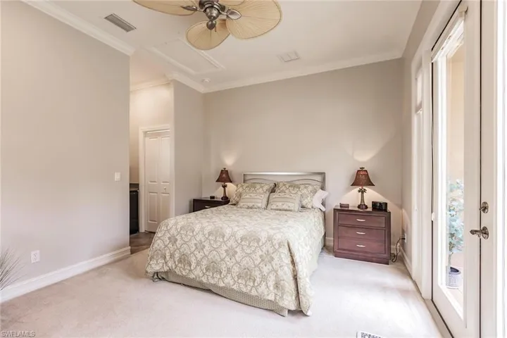 6105 Dogleg Dr, Naples, Florida 34113