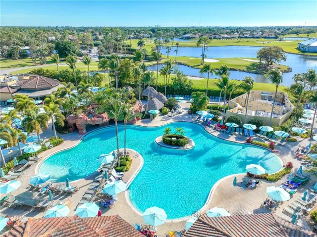 6105 Dogleg Dr, Naples, Florida 34113