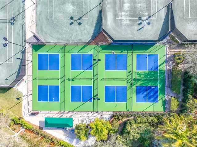 6105 Dogleg Dr, Naples, Florida 34113