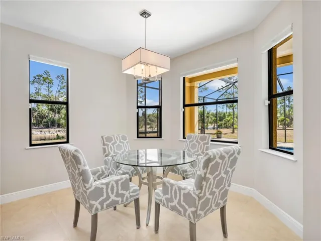 Breakfast nook just off the kitchen.