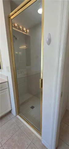Stand up shower