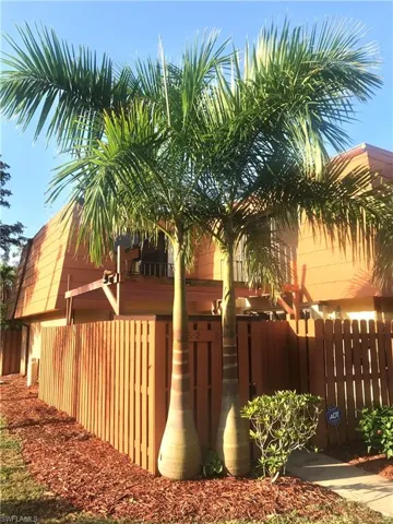 1716  Park Meadows  DR, Fort Myers, FL 33907