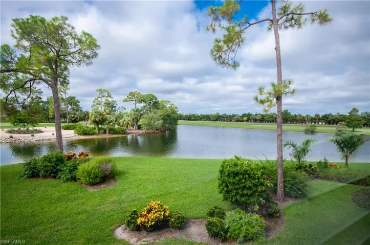 4580 Andover Way 205, Naples, Florida 34112