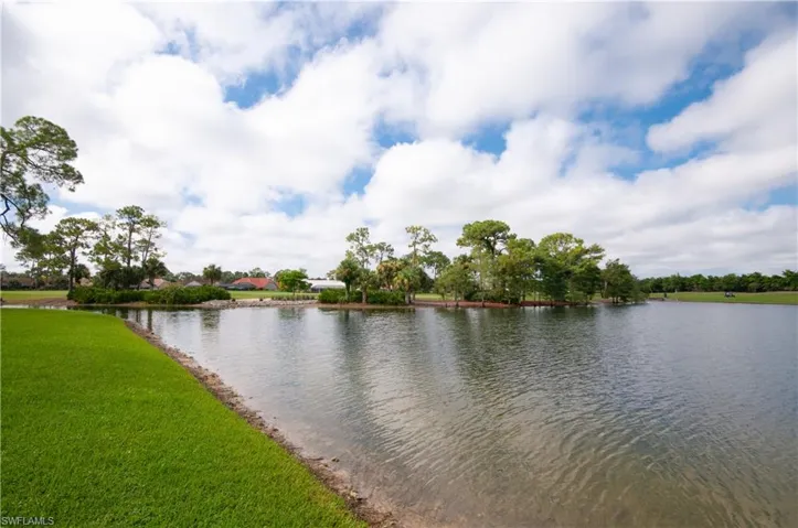 4580 Andover Way 205, Naples, Florida 34112
