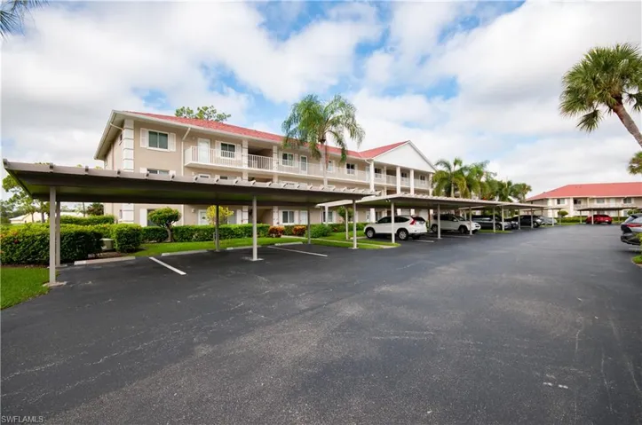 4580 Andover Way 205, Naples, Florida 34112