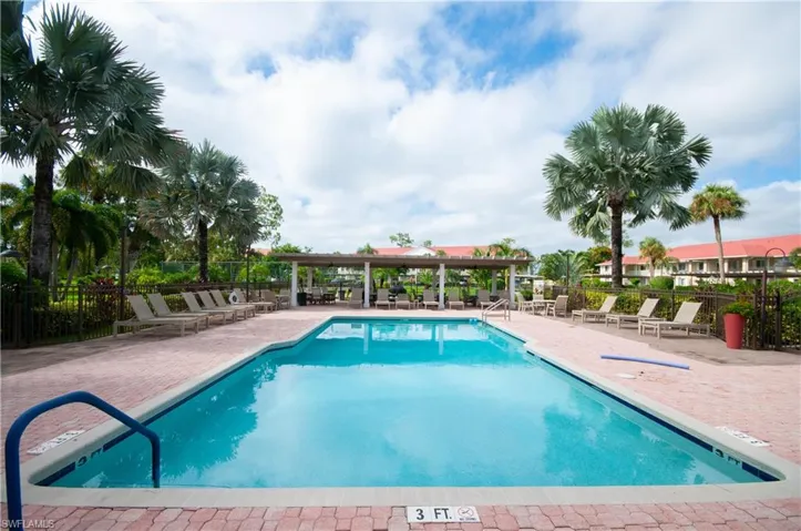 4580 Andover Way 205, Naples, Florida 34112