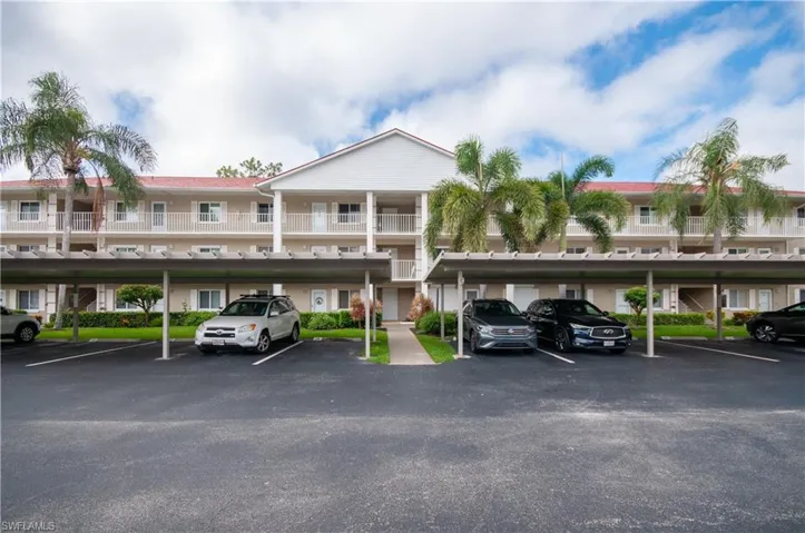 4580 Andover Way 205, Naples, Florida 34112