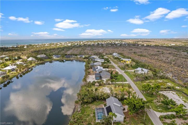565 Lake Murex CIR, SANIBEL FL 33957