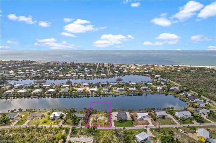565 Lake Murex CIR, SANIBEL FL 33957
