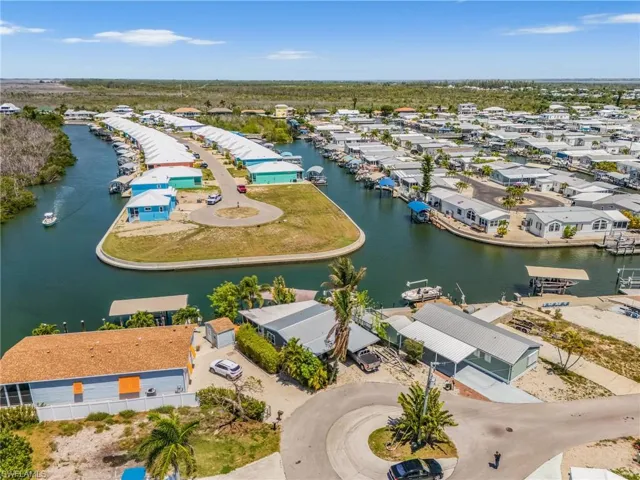 3954 Dewberry Ln, St. James City, Florida 33956