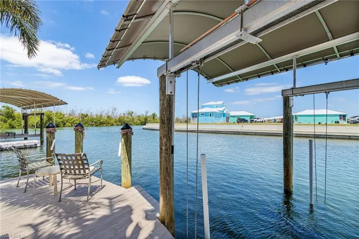 3954 Dewberry Ln, St. James City, Florida 33956