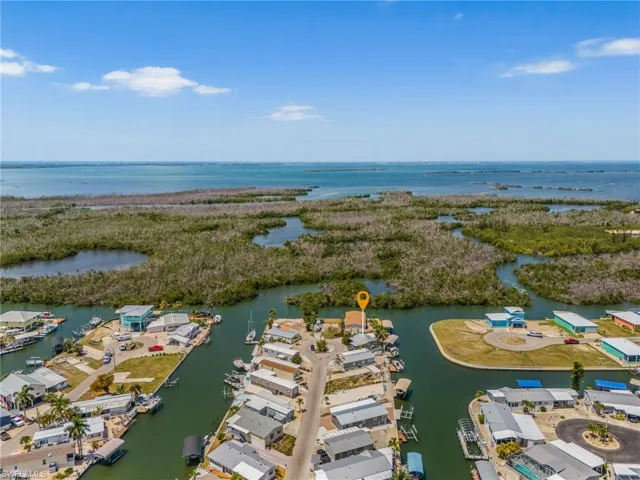 3954 Dewberry Ln, St. James City, Florida 33956