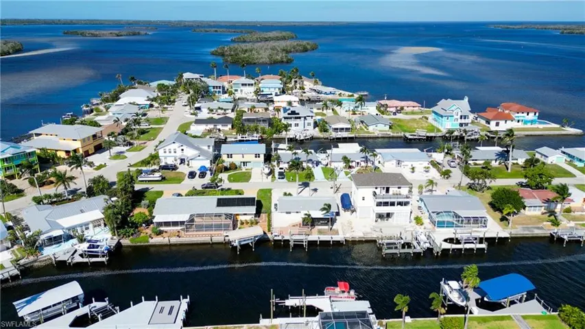 2849  Cheryl  ST, Matlacha, FL 33993