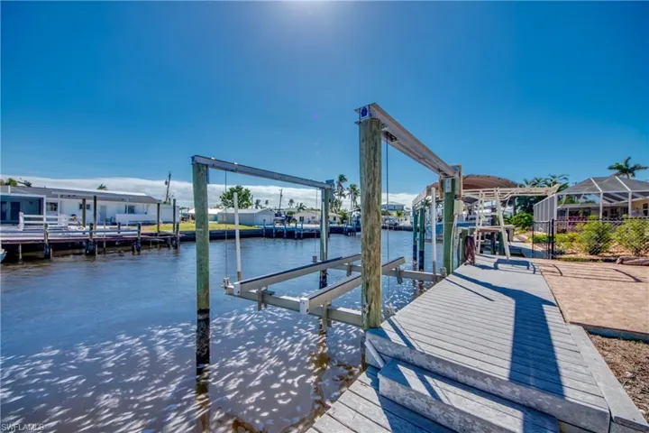 2849  Cheryl  ST, Matlacha, FL 33993