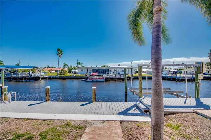 2849  Cheryl  ST, Matlacha, FL 33993