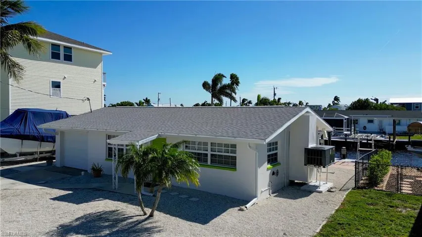 2849  Cheryl  ST, Matlacha, FL 33993