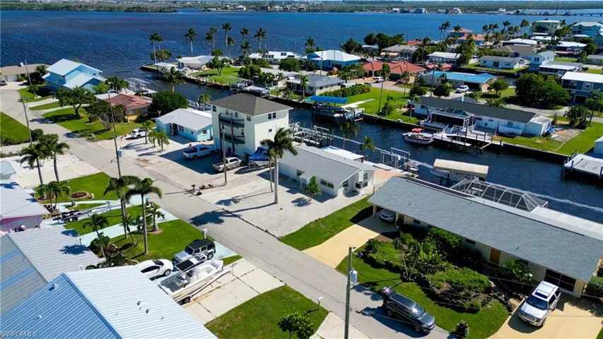 2849  Cheryl  ST, Matlacha, FL 33993