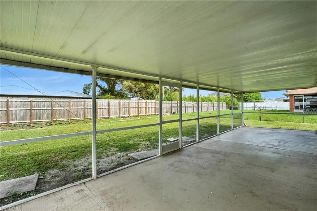 1222 14th PL, Cape Coral, FL 33909,2025000068
