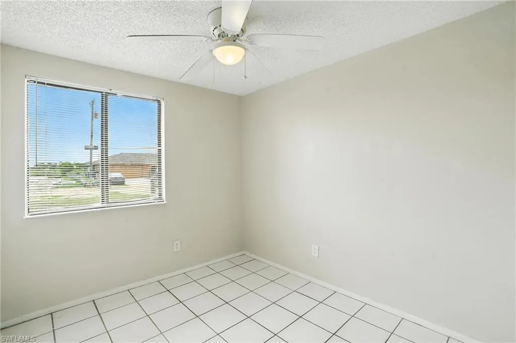 1222 14th PL, Cape Coral, FL 33909,2025000068