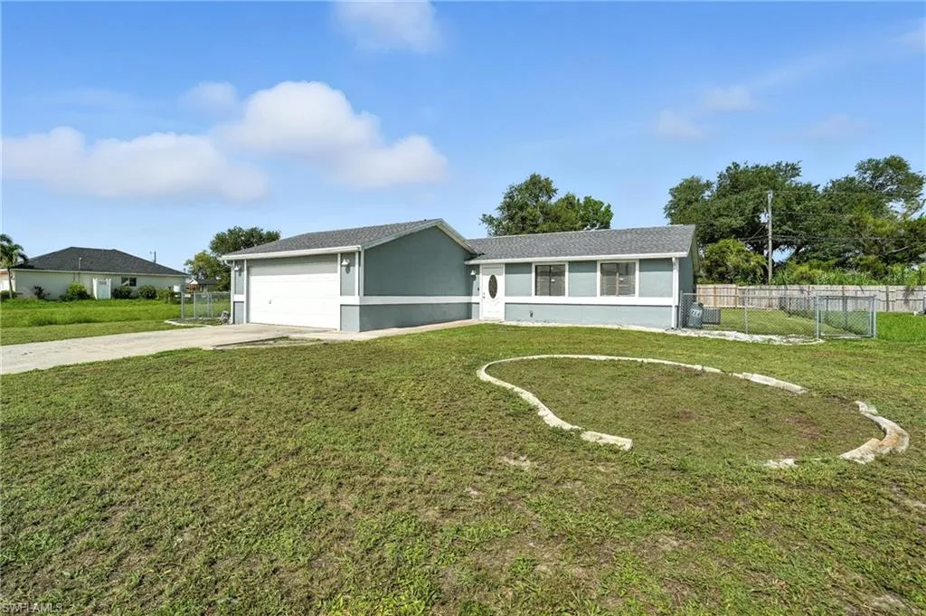 1222 14th PL, Cape Coral, FL 33909,2025000068