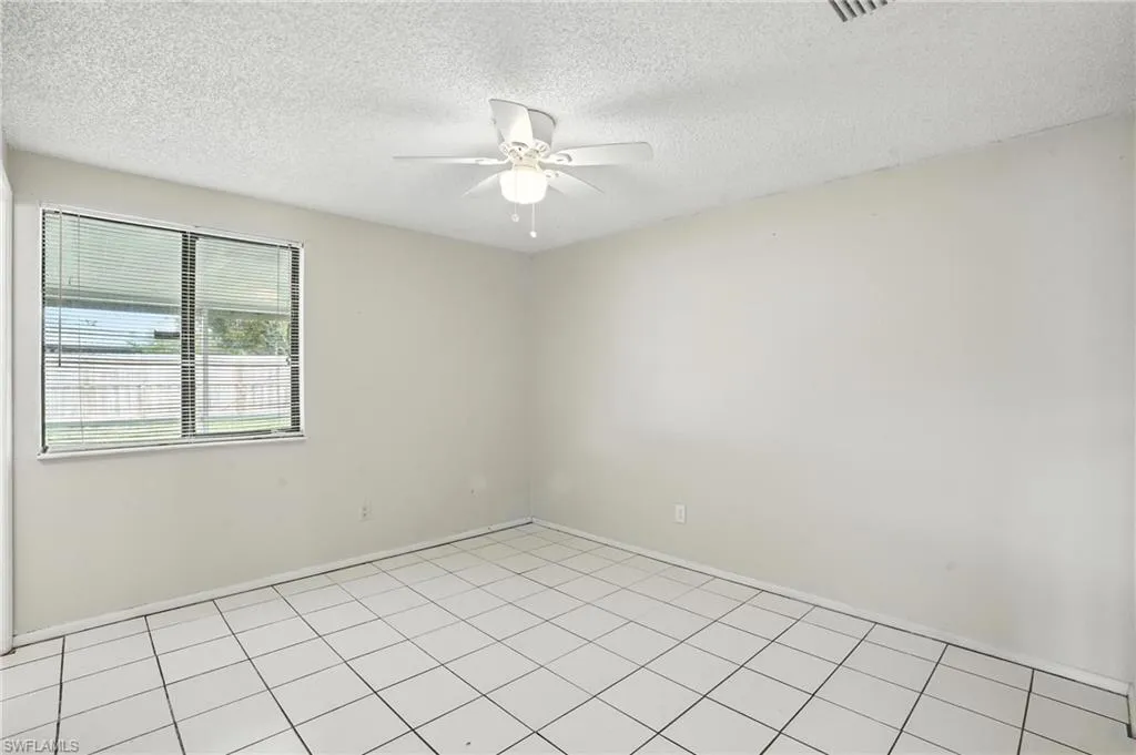 1222 14th PL, Cape Coral, FL 33909,2025000068