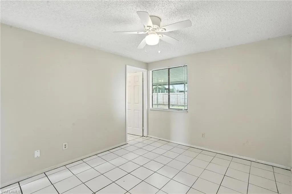1222 14th PL, Cape Coral, FL 33909,2025000068