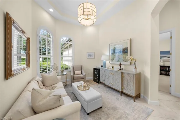 8722 Mustang Island Cir, Naples, Florida 34113