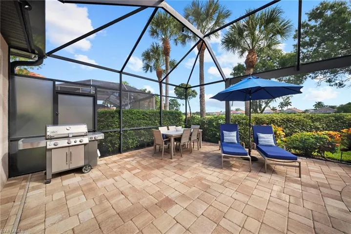 8722 Mustang Island Cir, Naples, Florida 34113