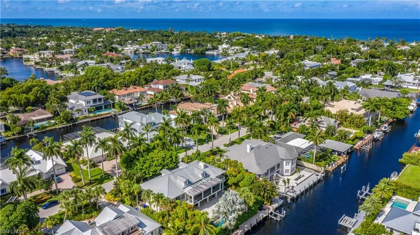 491 17th Ave S, Naples, Florida 34102