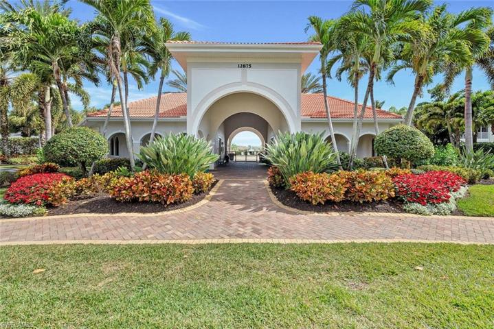 12850  Carrington  CIR, Naples, FL 34105