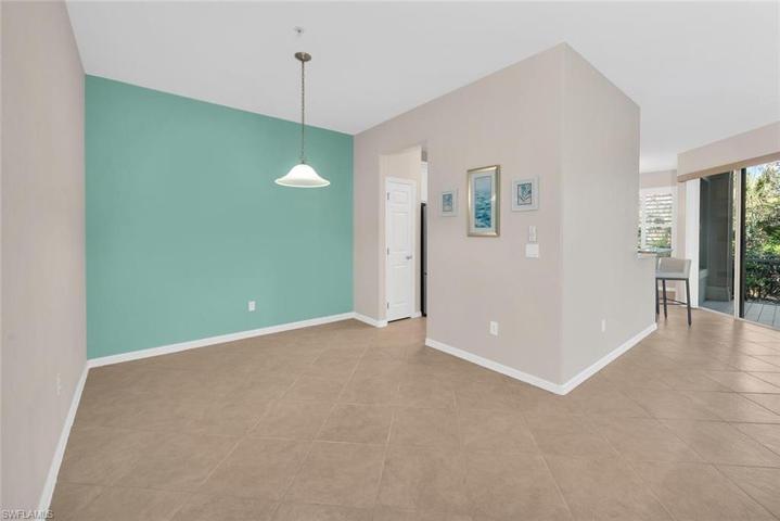 12850  Carrington  CIR, Naples, FL 34105
