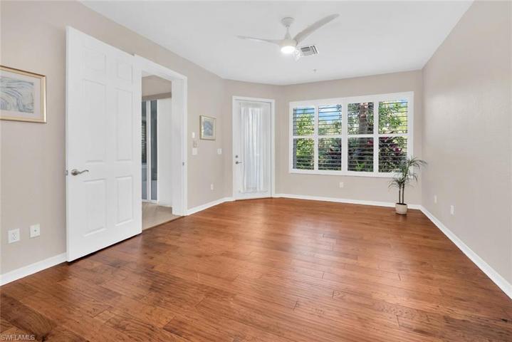 12850  Carrington  CIR, Naples, FL 34105